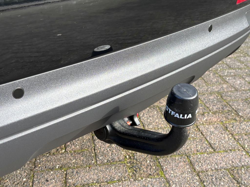Audi Q3 1.4 tfsi 150pk pro line- trekhaak- navigatie-rijklaarprijs incl. ga
