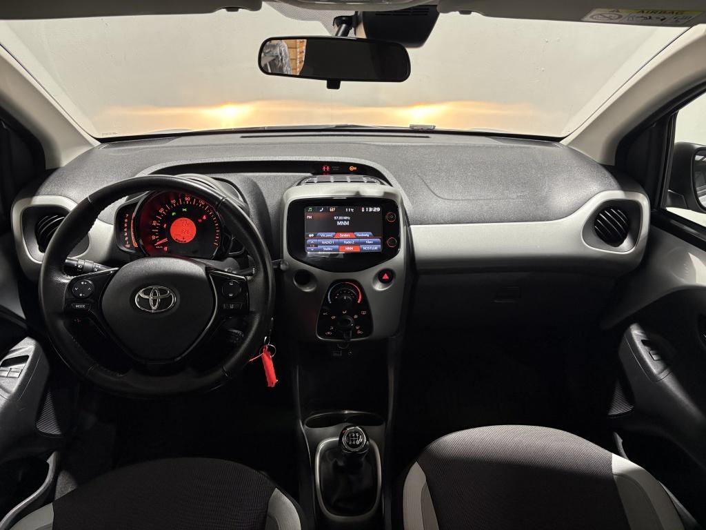 Toyota Aygo 1.0 vvt-i x-play