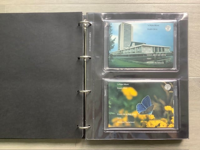 Nederland , FDC jaarsets periode 1982 t/m 2001 in album.