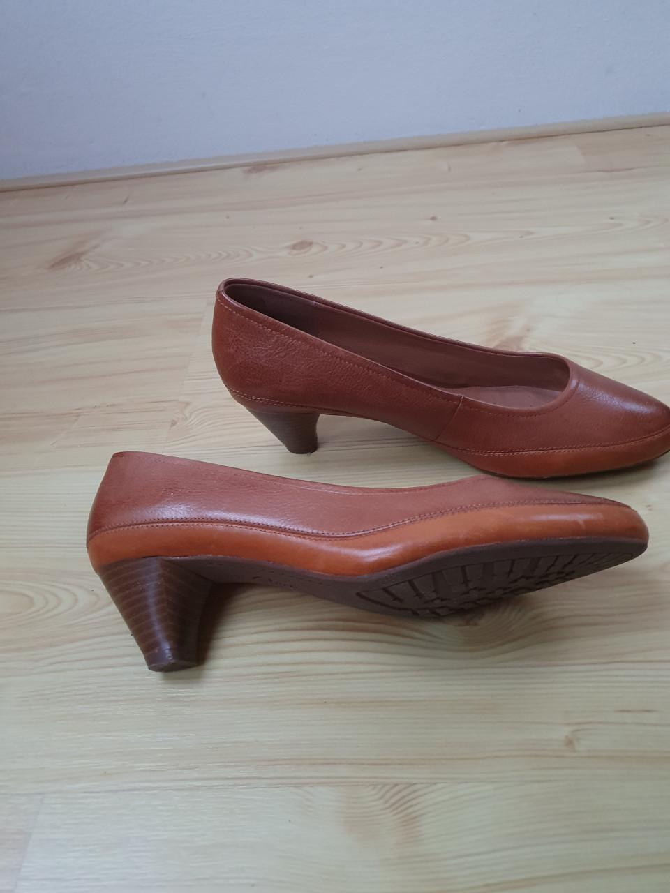 Pumps camel kleur