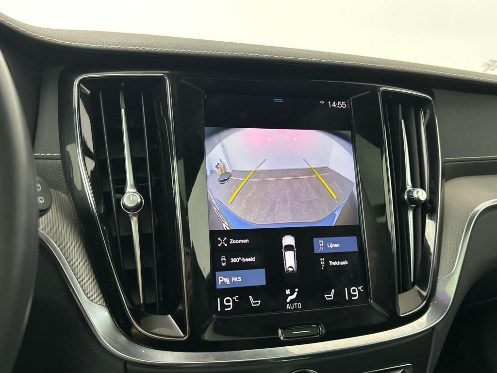 Volvo V60 t6 398pk recharge awd plus dark| long range| pano| 360camera| tre