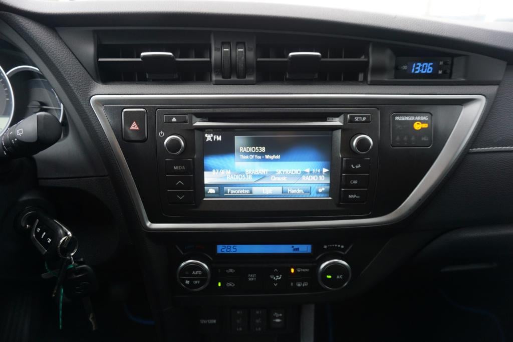 Toyota Auris 1.3 trend top 5 editie climate / navi / cruise / stoelverw. / 