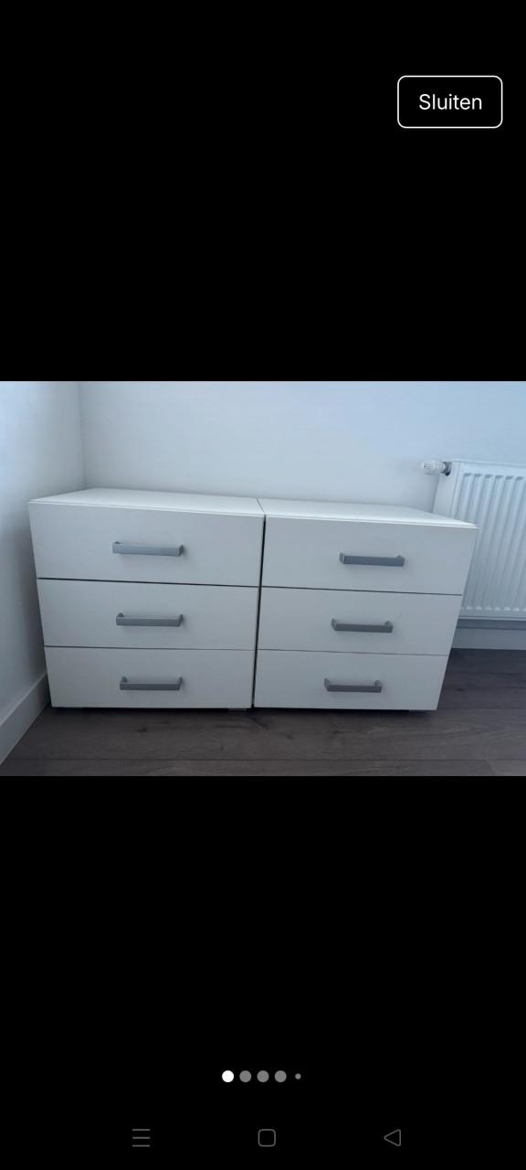 Nachtkastjes zeer goede staat