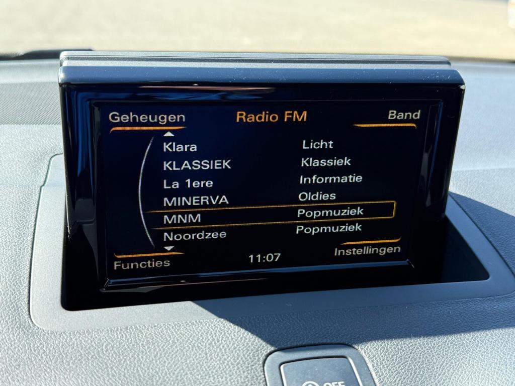 Audi A1 Sportback 1.0 tfsi advance sport