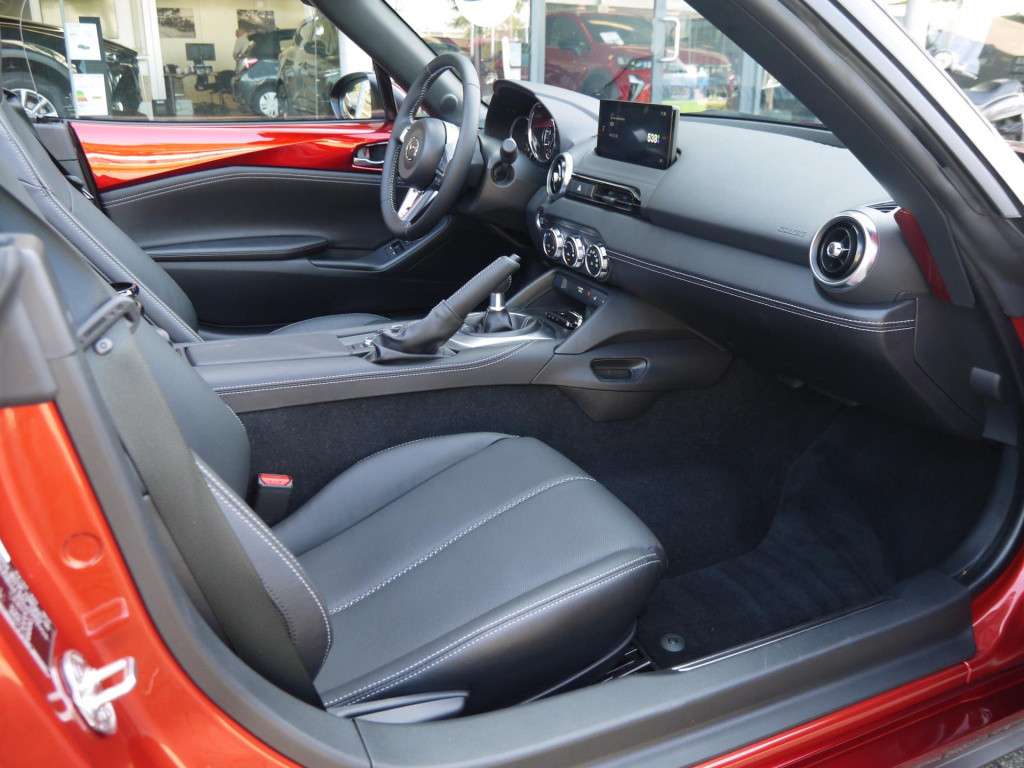 Mazda Mx-5 1.5 skyactiv-g 132 exclusive-line