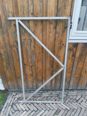Verstelbaar poortframe 90x155
