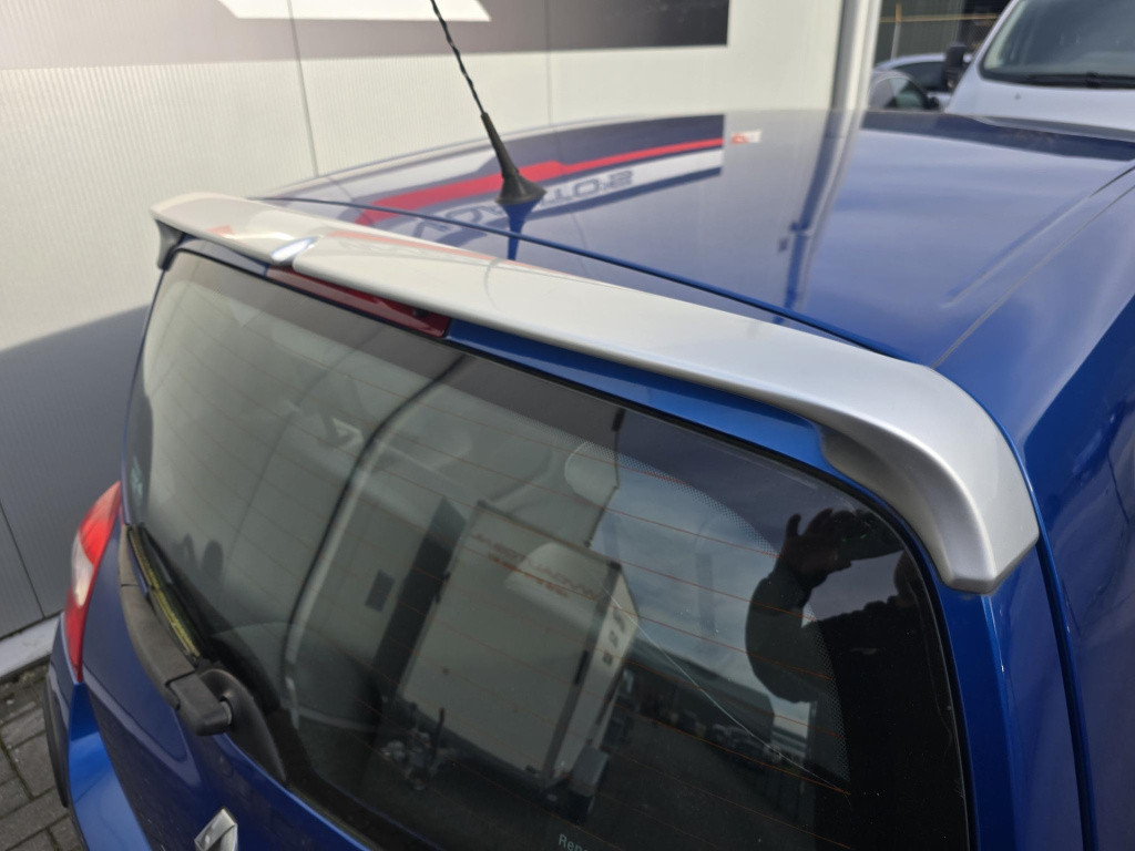 Renault Twingo 1.2-16v initiale