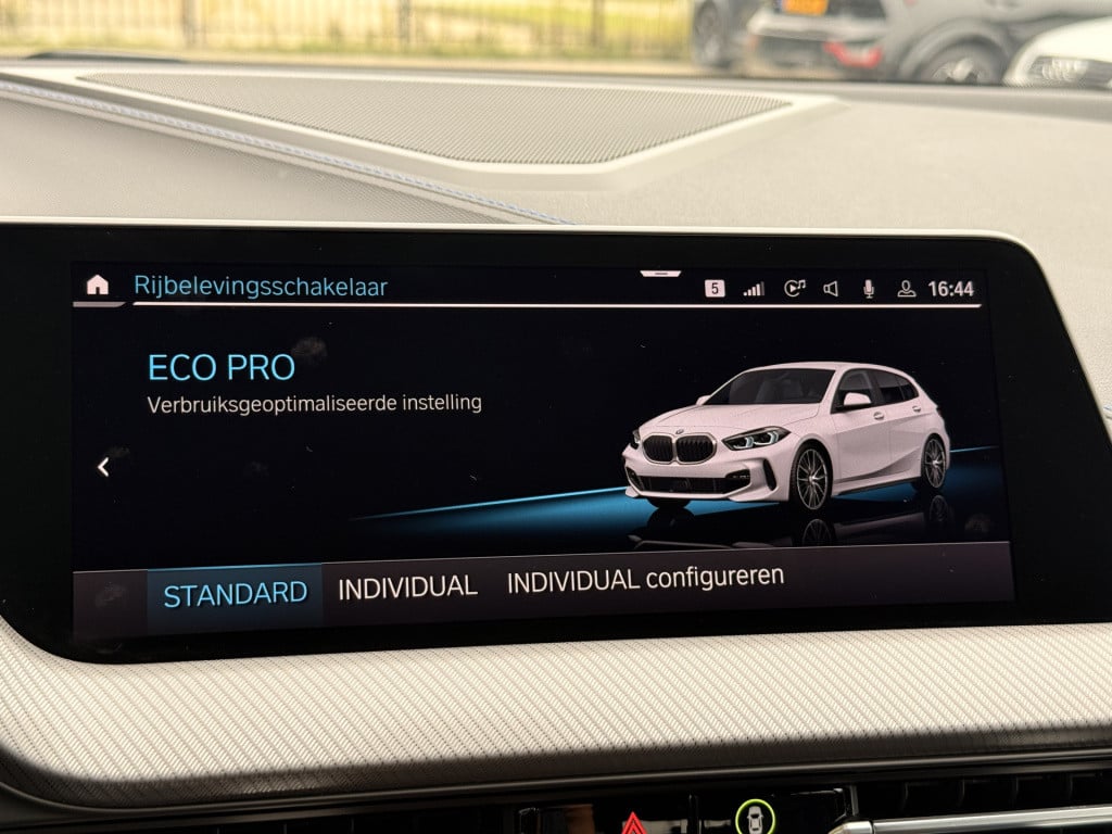 BMW 1 Serie 118i executive m-sport | stoelverwarming | led | stuurverwarmin