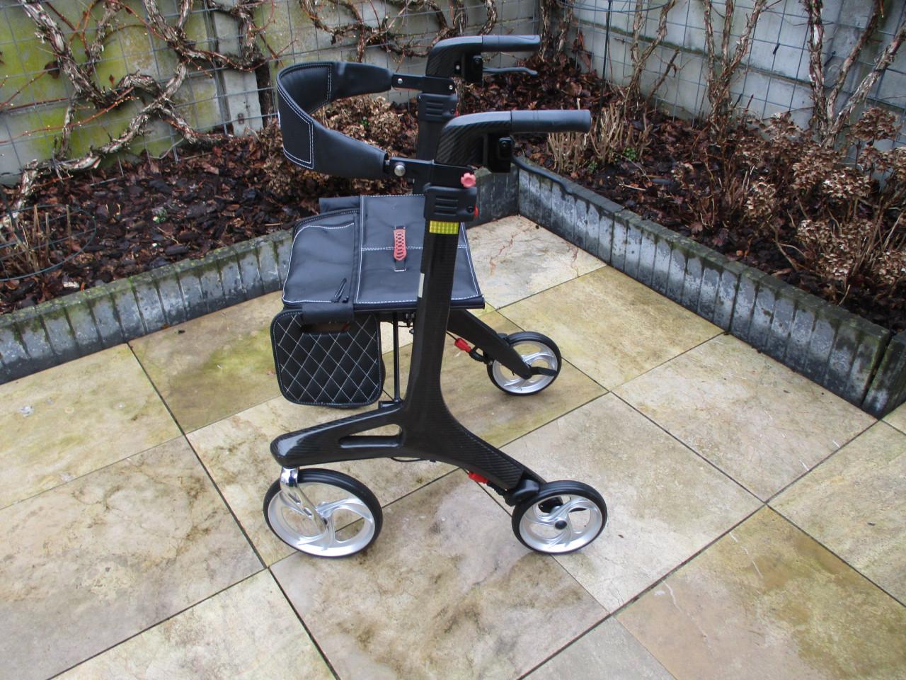 Nieuw Drive Nitro opvouwbare lichtgewicht CARBON rollator