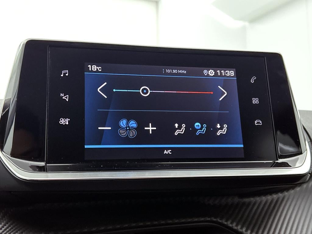 Peugeot 208 75 pk style | rijklaar | parkeersensoren | apple carplay | crui