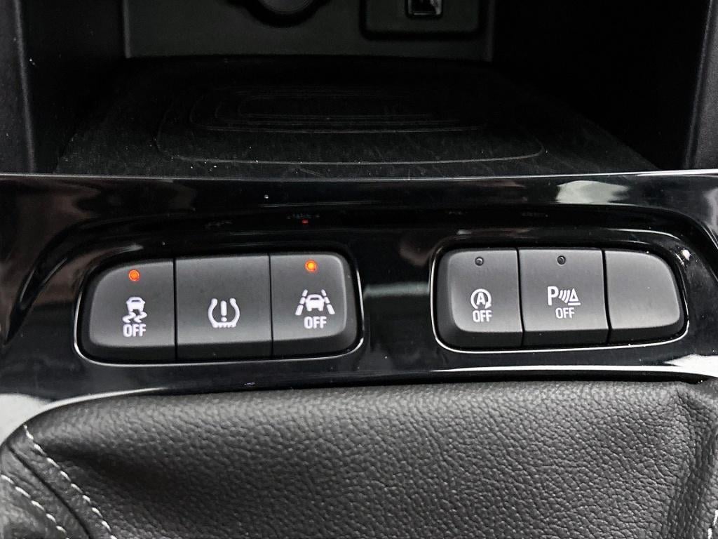 Opel Grandland X 1.2 turbo business executive| trekhaak | panoramadak |