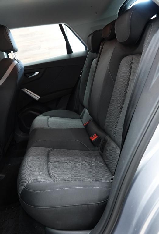 Audi Q2 35 tfsi | camera | pdc | keyless | led |