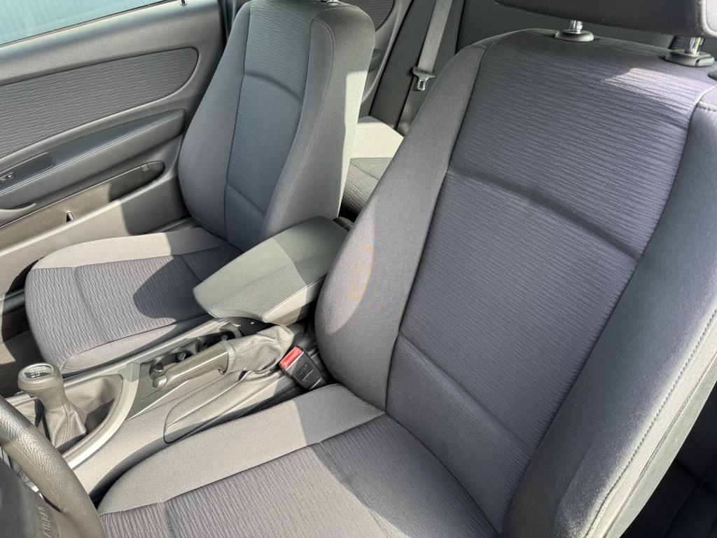 BMW 1 Serie 116i 2.0 122pk executive 3-drs