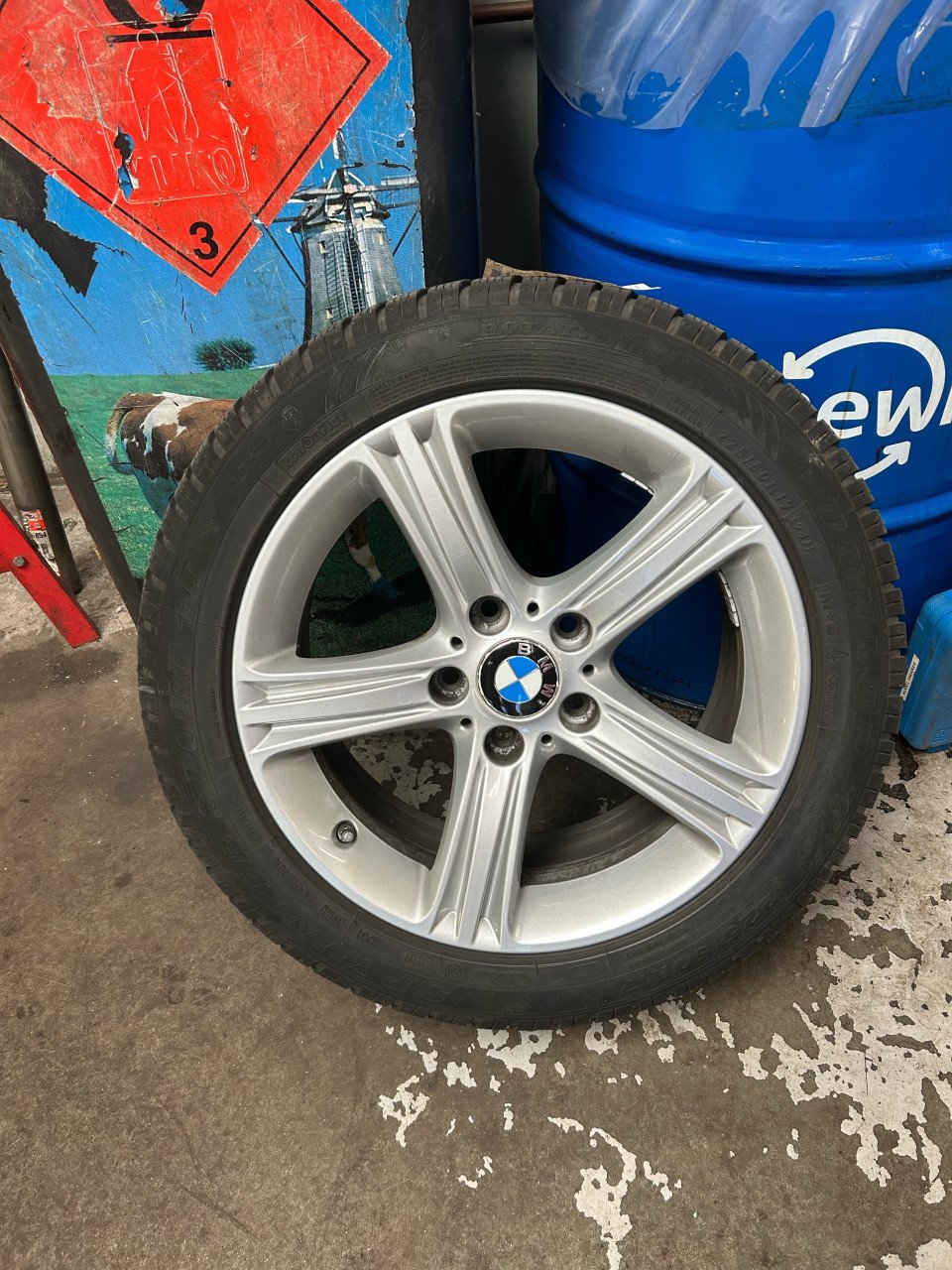 BMW 330e Performance