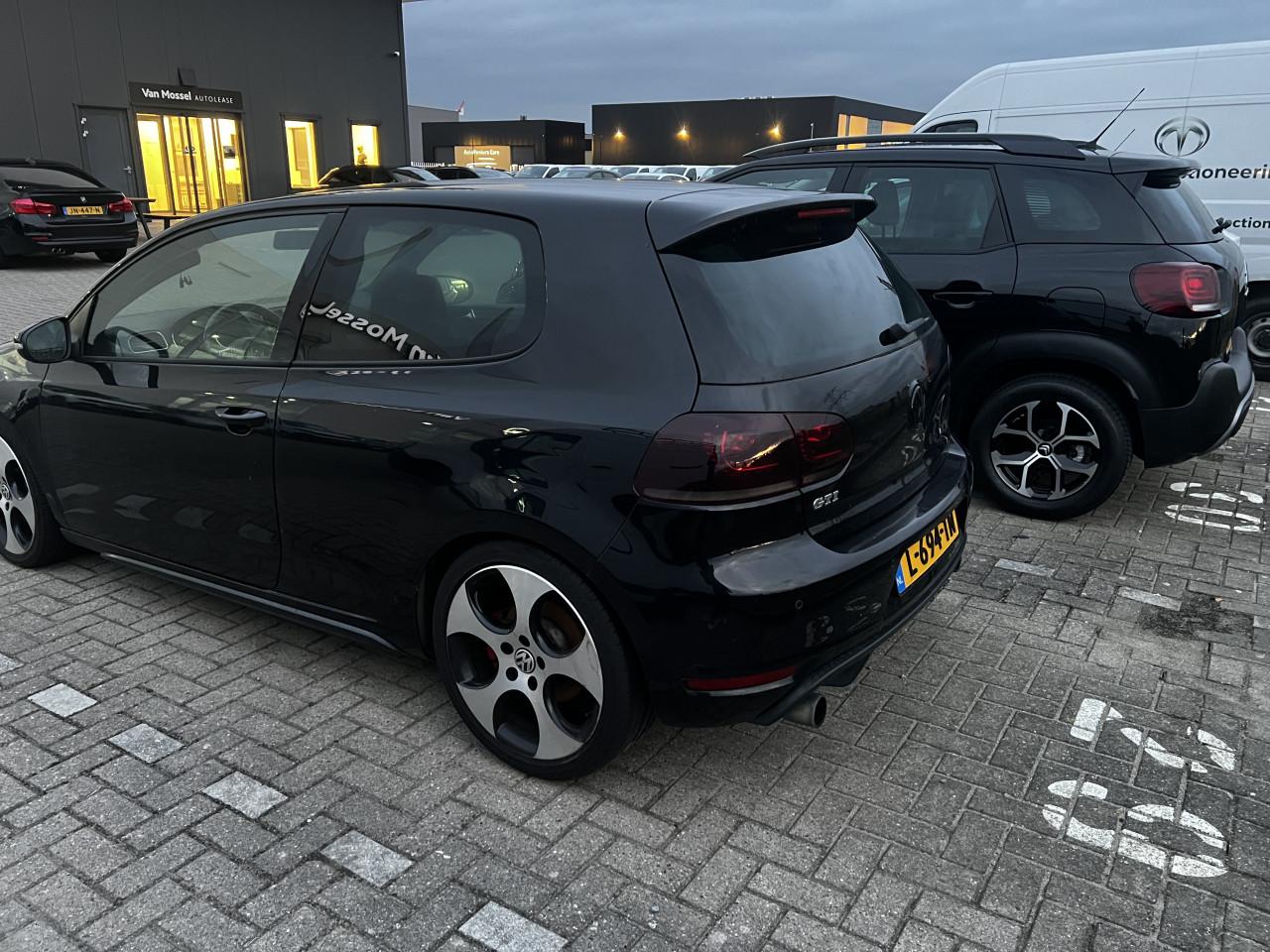 Volkswagen golf gti