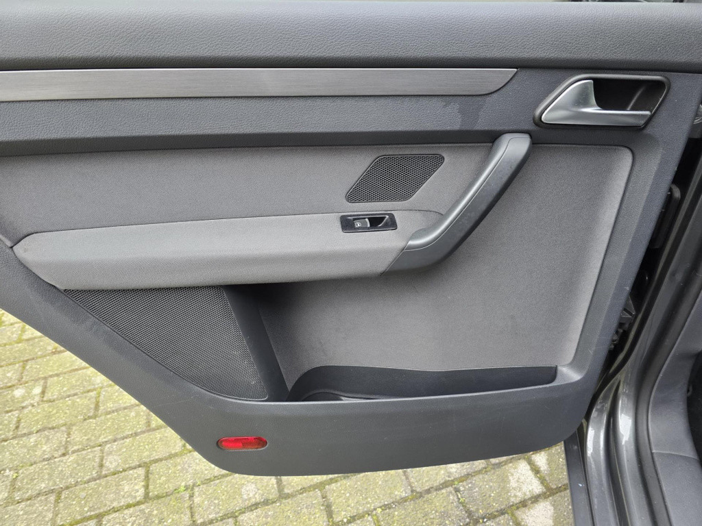 Volkswagen Touran 1.4 tsi comfortline automaat!