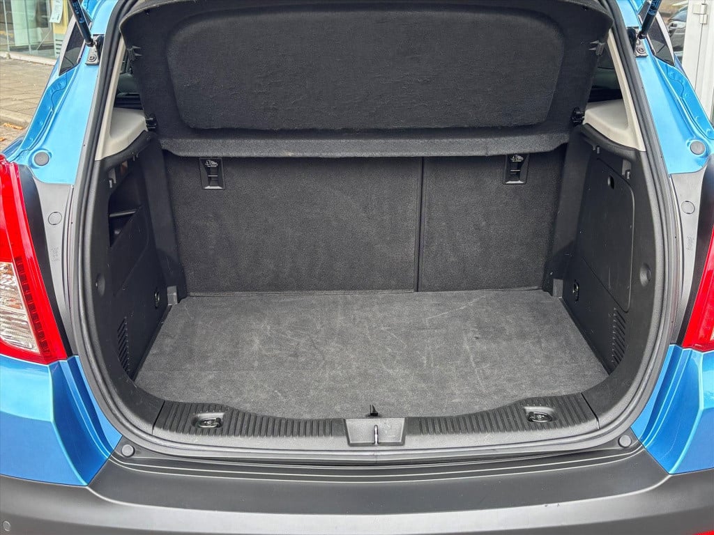 Opel Mokka 1.4 turbo 140pk cosmo| sunroof|trekhaak|leder| stoel-stuurverwar