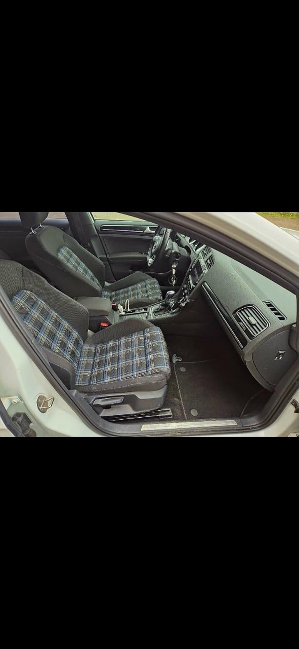 Hele nette golf 7 gte 2016 met nap!