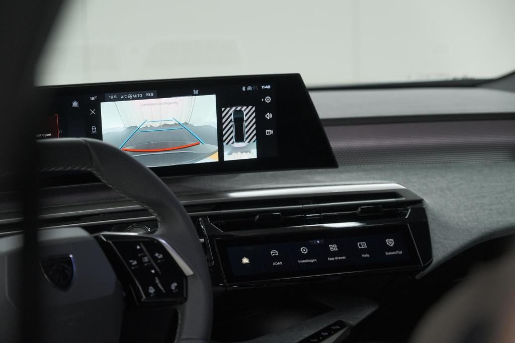 Peugeot 3008 1.2 hybrid 145 gt | elektrische kofferklep | camera | adaptiev