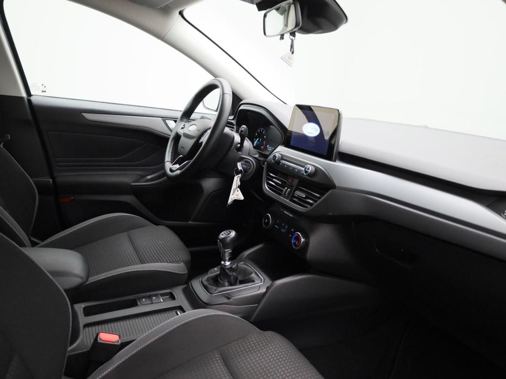 Ford Focus wagon 1.0 ecoboost hybrid connected | parkeer sensoren | navigat
