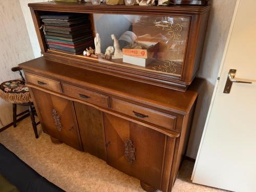 Vintage buffetkast / dressoir met opzetstuk