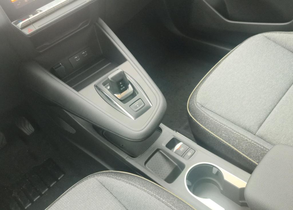 Renault Captur 1.8 e-tech full hybrid 160 techno - two-tone kleurstelling