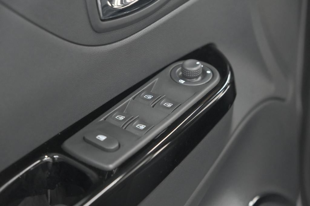 Renault Captur tce 120 edc dynamique | trekhaak | camera | navigatie | clim