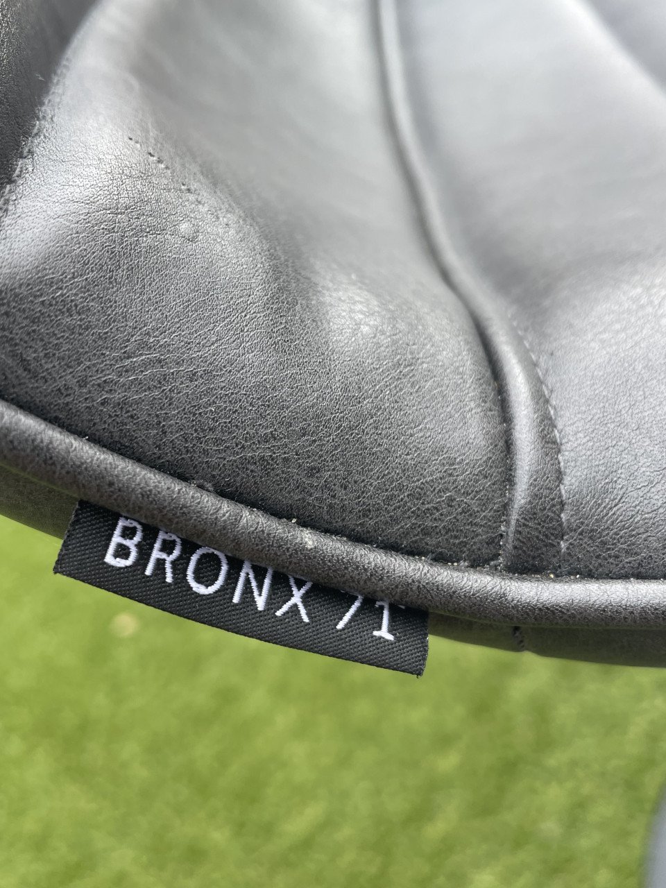 Barkrukken (2 stuks) - Livin24 - Bronx71 - draaibaar antraciet leer