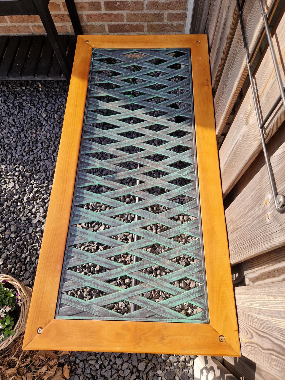 Tuintafeltje hout/ gietijzer