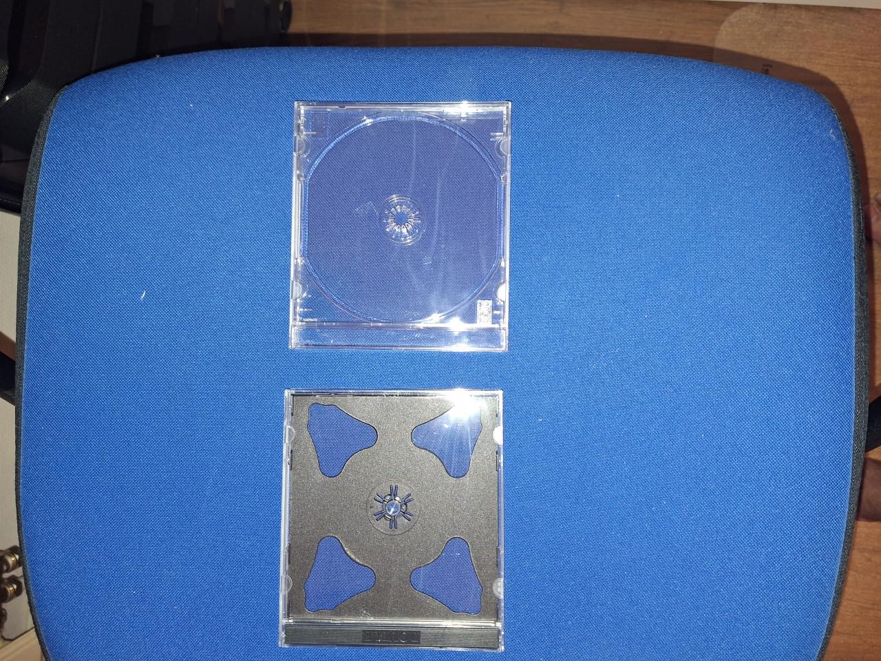 GRATIS AFHALEN LEGE CD DOOSJES,LEGE CD-R,EN LEGE DVD-R.