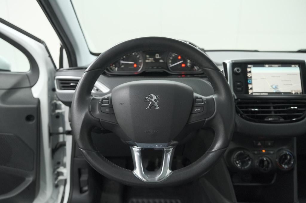 Peugeot 2008 puretech 110 blue lion | trekhaak | apple carplay | panoramada