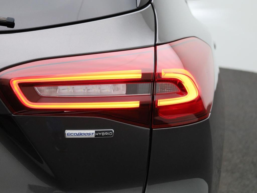 Ford Focus wagon 1.0 ecoboost hybrid titanium style | navigatie | winterpac