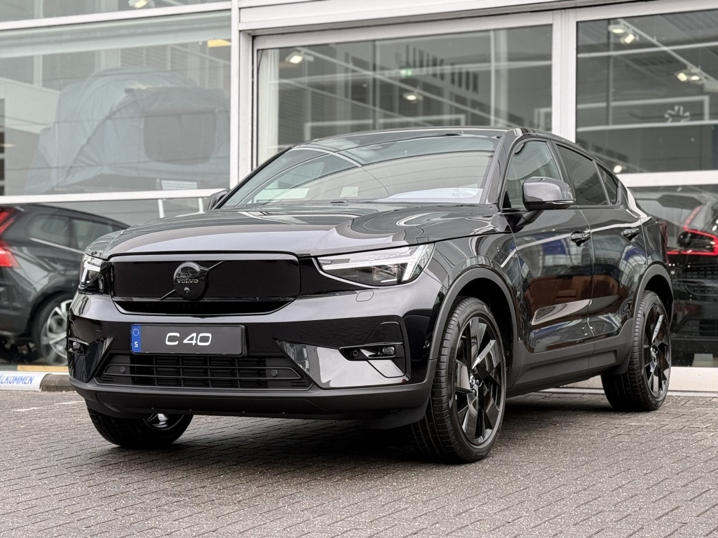 Volvo Ec40 extended ultra black edition ceramic coating+