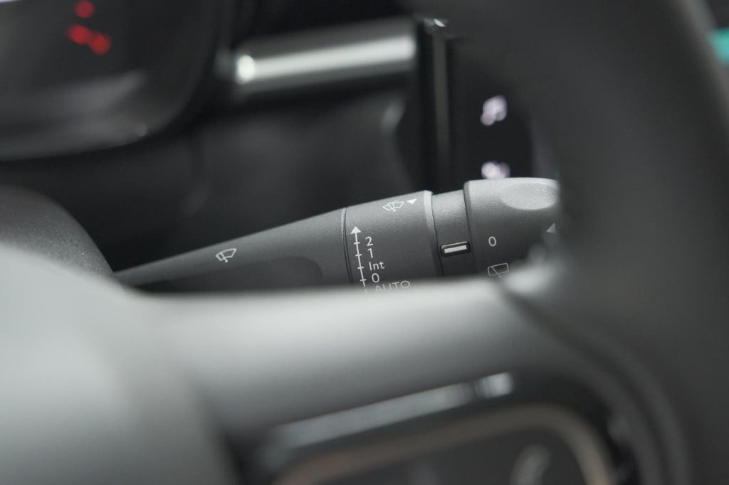 Citroen C3 puretech 110 eat6 shine | camera | navigatie | apple carplay | p