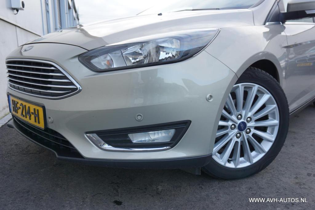 Ford Focus wagon 1.0 titanium edition