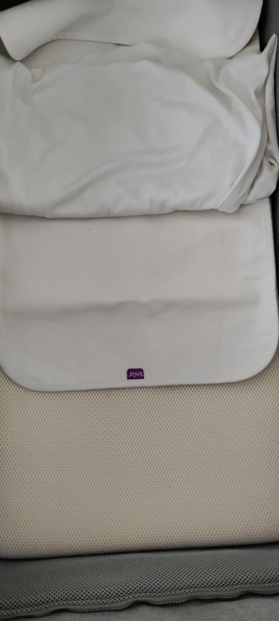 SnüzPod4 co-sleeper + accessoires