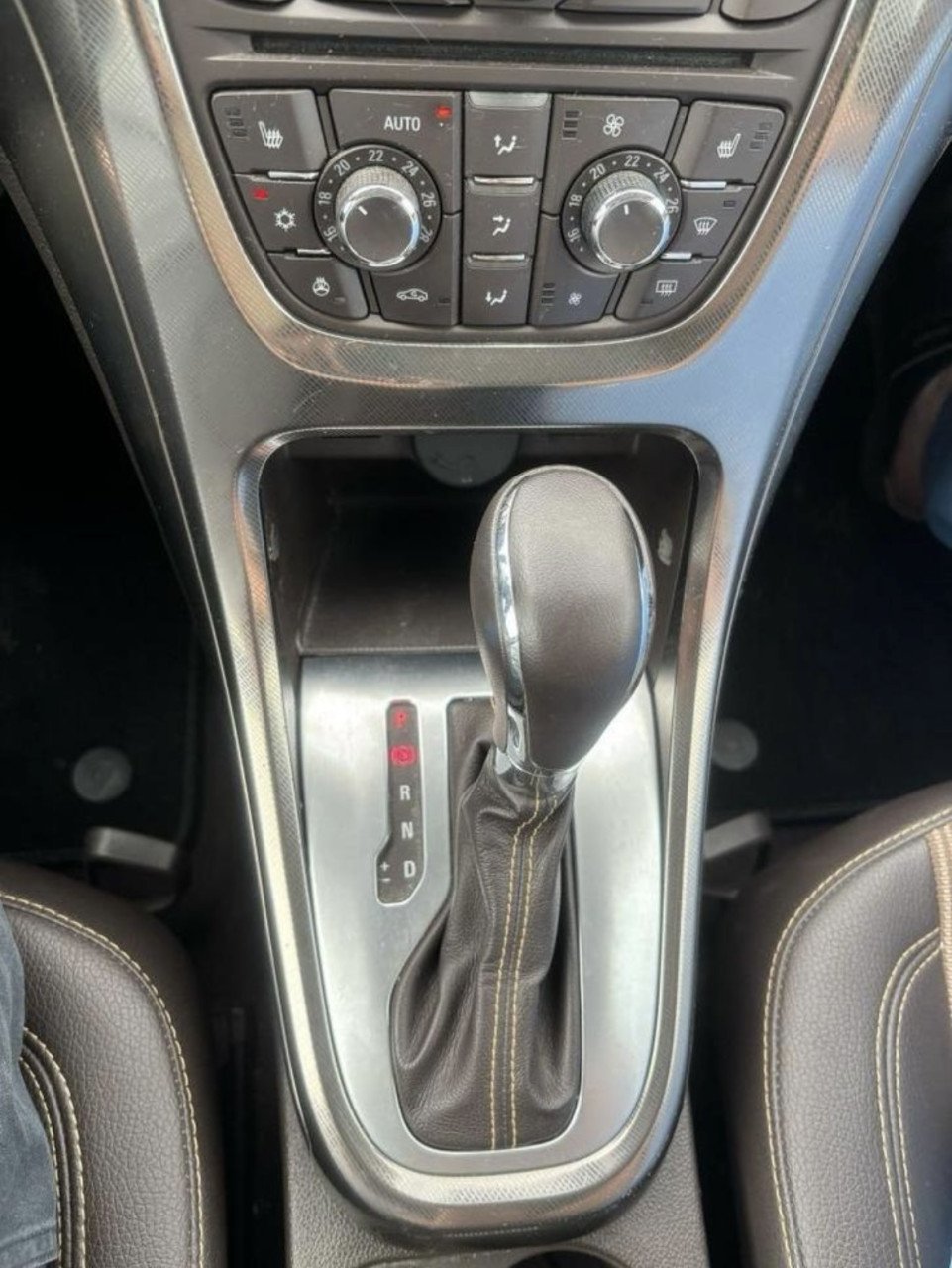 Luxe Opel Astra 1.6 Turbo Sports Tourer Automaat
