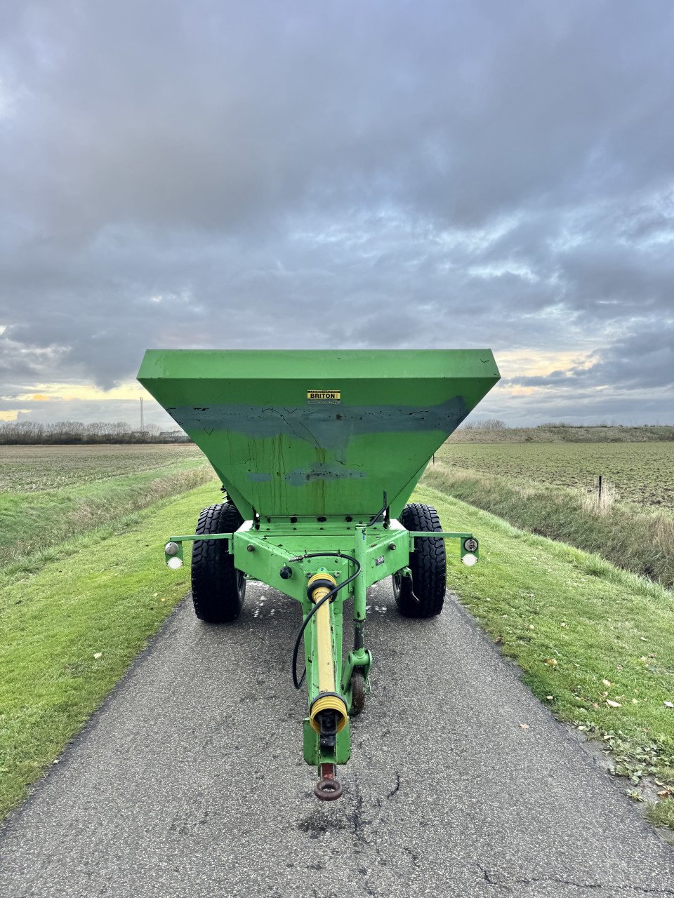 Agromet Kalkstrooier 7 kuub met kenteken!