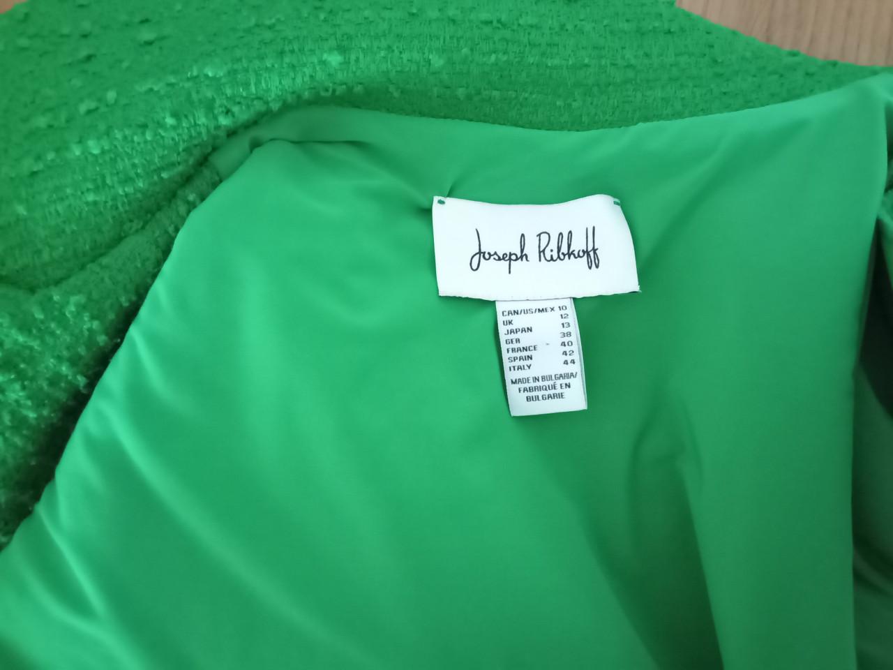 Nieuw prachtig groen jasje van Joseph Ribkoff  Maat 38