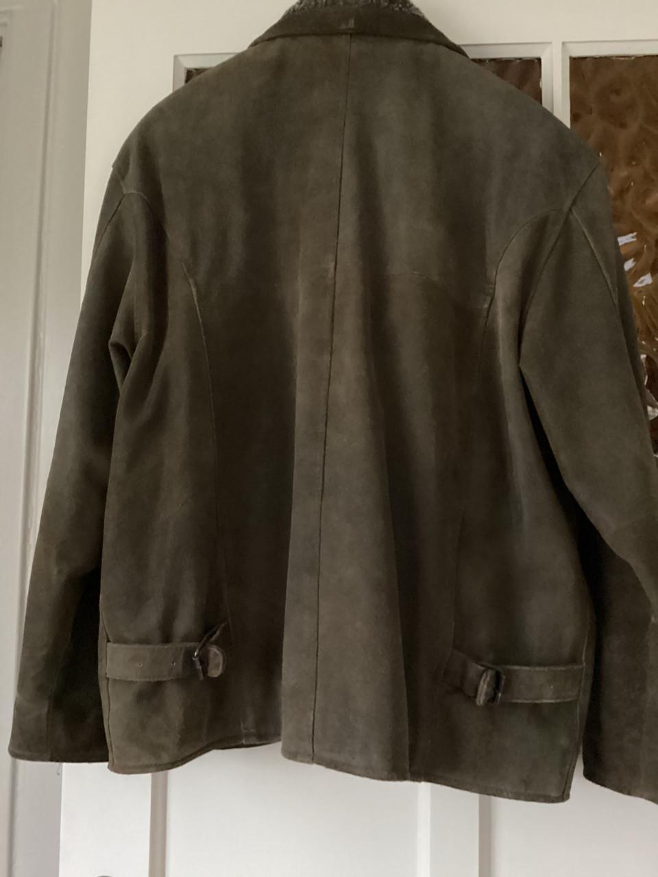 Jas van geschuurd leer