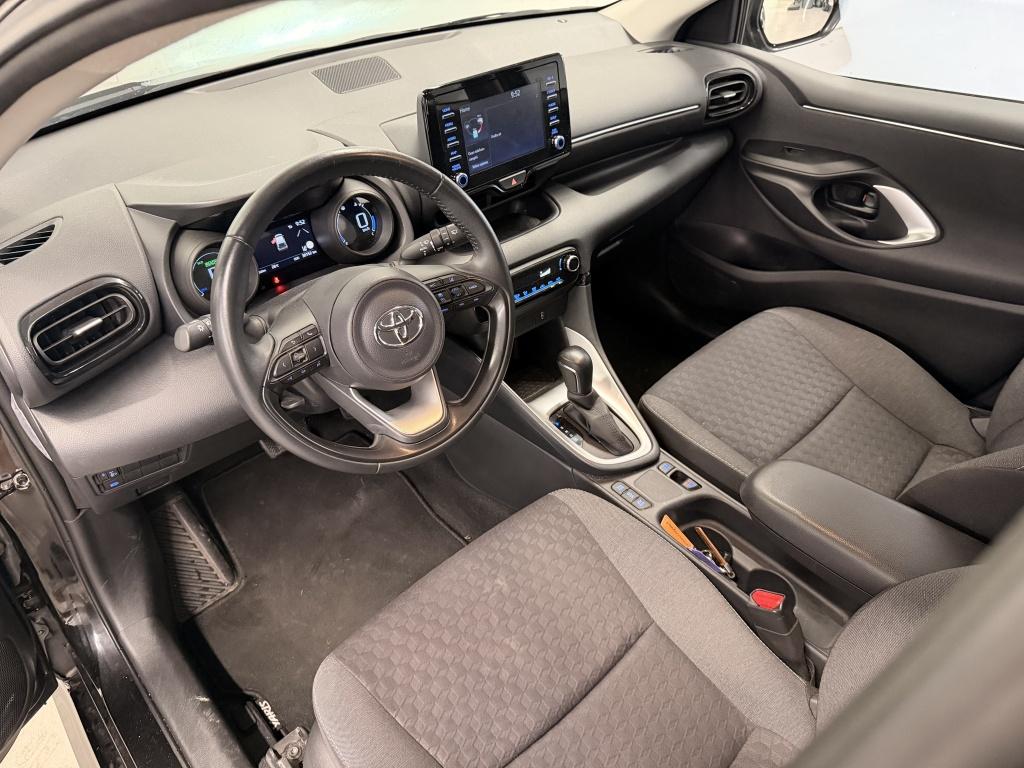 Toyota Yaris 1.5 hybrid dynamic| camera| adap.cruise| keyless| carplay