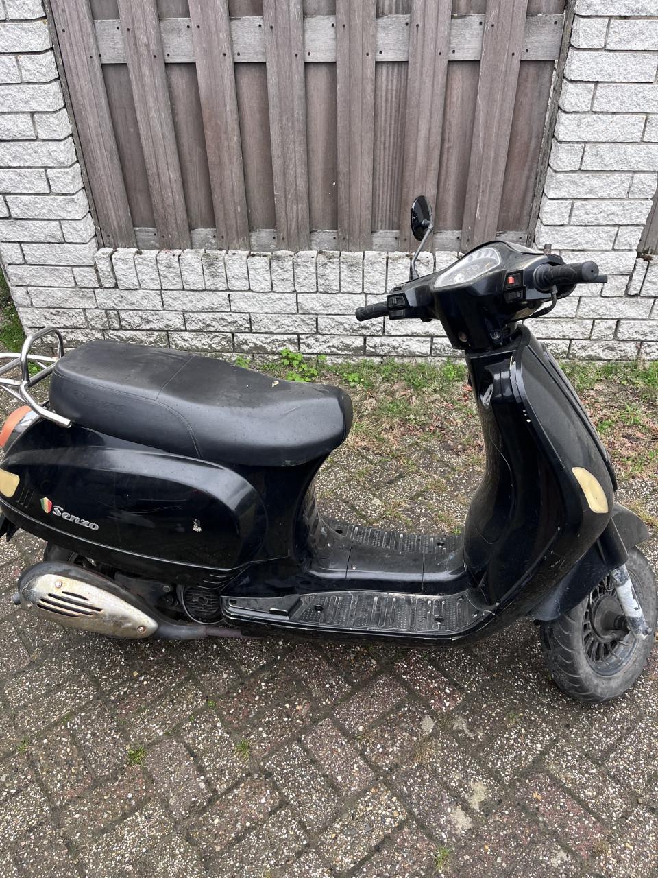Scooter Senzo Riva Lux