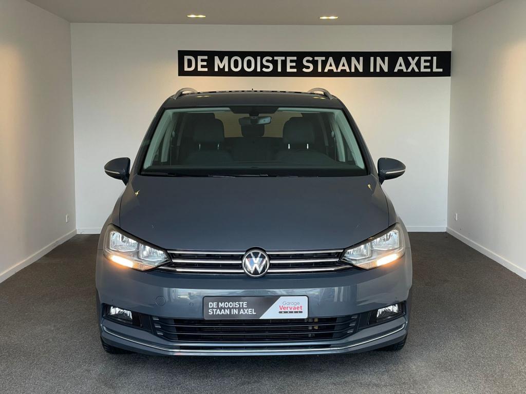 Volkswagen Touran 1.5 tsi highline