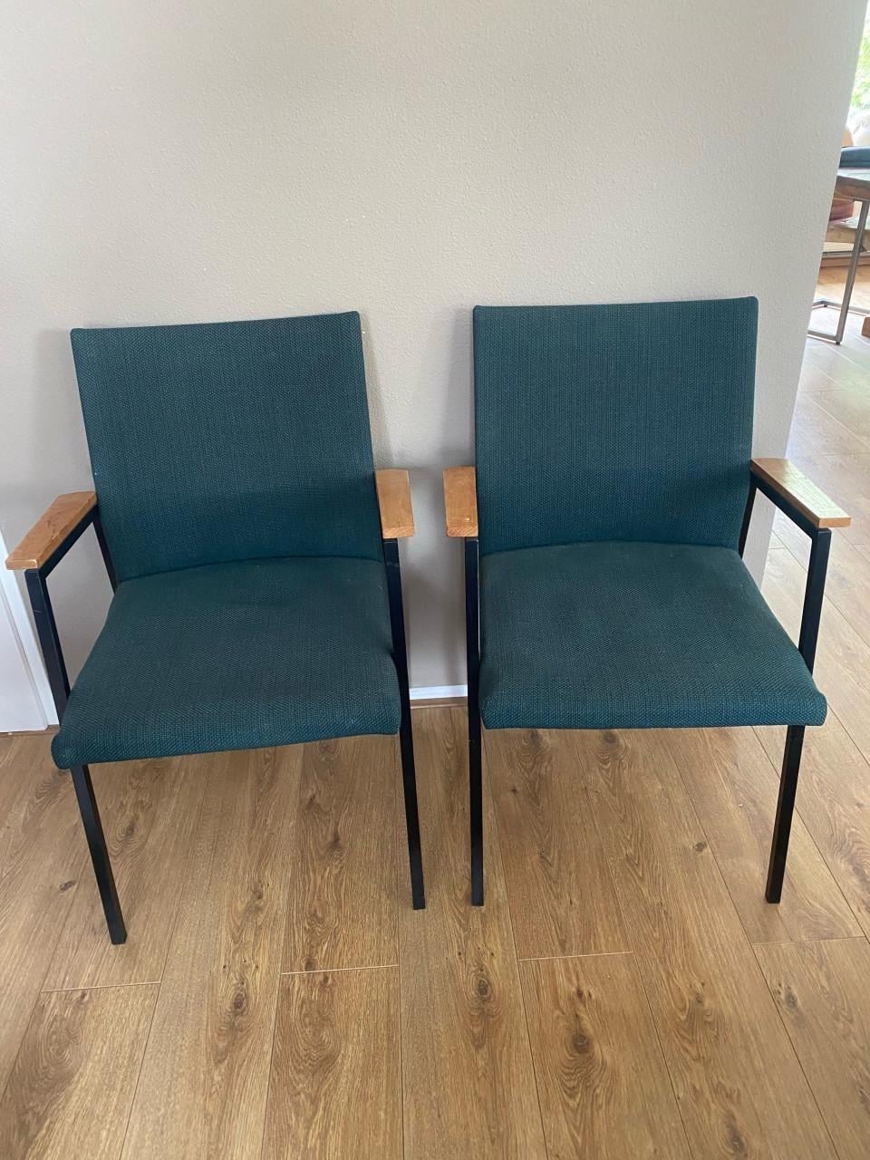2 vintage stoelen Rob Perry, Gijs van der Sluijs