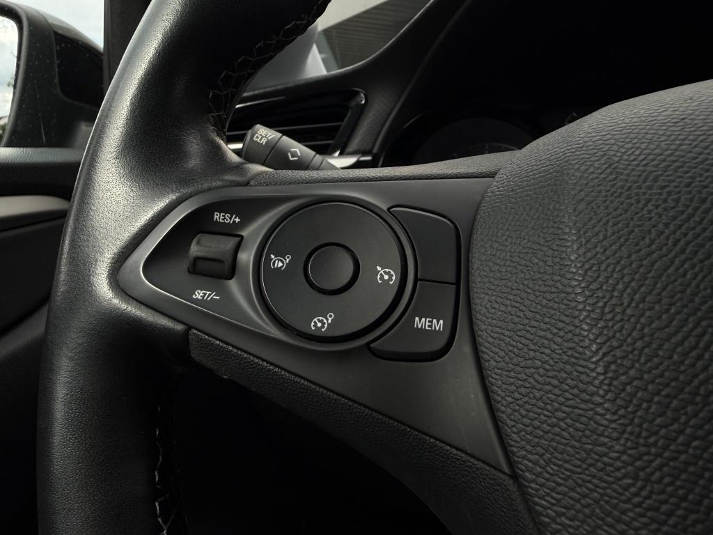 Opel Corsa 1.2 turbo - black edition - 100pk versie -