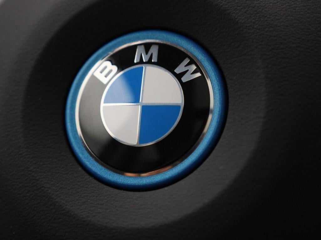 BMW X1 xdrive25e | automaat | leder | panorama dak | stoel verwarming | vir