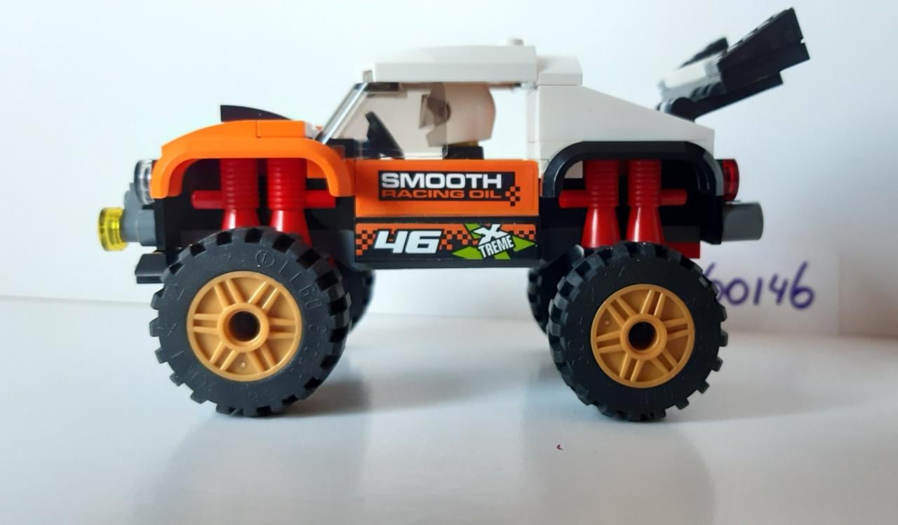 Lego City 60146: Stunttruck met minifiguur