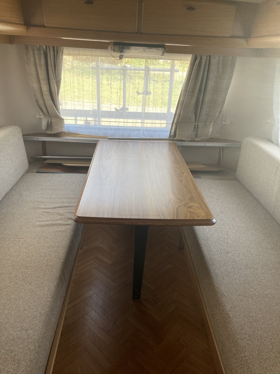 Eiba triton caravan