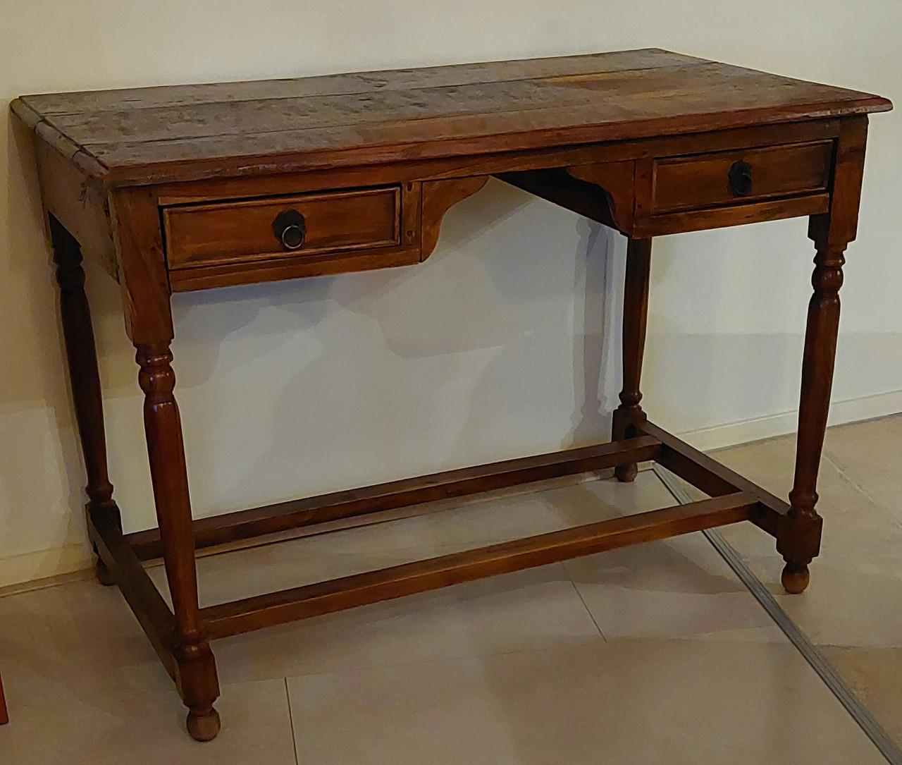 Antiek massief houten bureau of hal-tafel