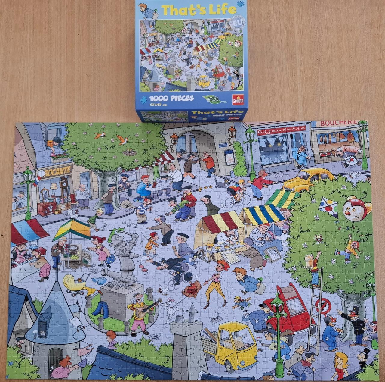 That's Life puzzel dorpsplein